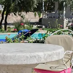 Doroufi Apartmán