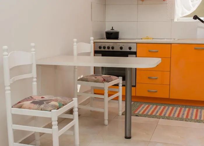 Apartament Doroufi